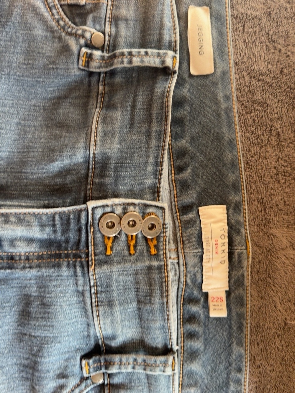 Torrid Jegging Jeans Size 22S Short 3 Button Medium Wash Plus Size
